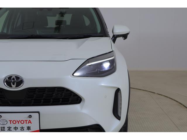 ヤリスクロス Ｚ　衝突被害軽減ブレーキ　レーダークルーズ　８インチＤＡナビ　地デジＴＶ　全周囲カメラ　ＢＳＭ　オートハイビーム　車線逸脱警報　クリアランスソナー　スマートキー　ＥＴＣ２．０　シートヒーター　ステアリングヒーター　前後ドラレコ　パワーバックドア　ワンオーナー（49枚目）