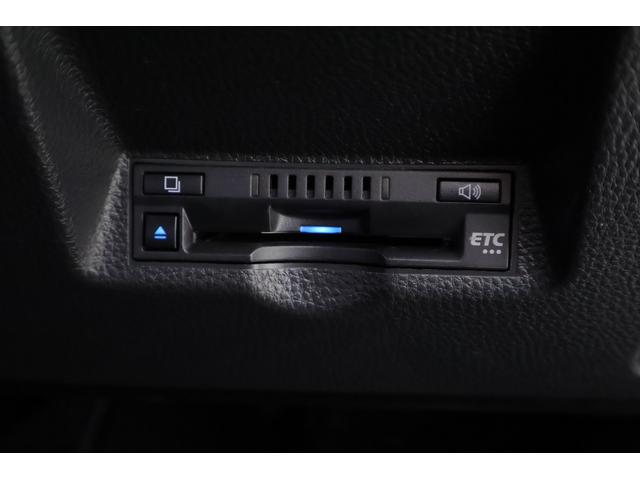 ヤリスクロス ハイブリッドＺ　衝突被害軽減ブレーキ　レーダークルーズ　８インチＤＡナビ　地デジＴＶ　全周囲カメラ　ＢＳＭ　オートハイビーム　車線逸脱警報　クリアランスソナー　スマートキー　ＥＴＣ　シートヒーター　ステアリングヒーター　ドラレコ　ＬＥＤヘッドライト（31枚目）