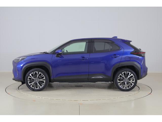 ヤリスクロス ハイブリッドＺ　衝突被害軽減ブレーキ　レーダークルーズ　８インチＤＡナビ　地デジＴＶ　全周囲カメラ　ＢＳＭ　オートハイビーム　車線逸脱警報　クリアランスソナー　スマートキー　ＥＴＣ　シートヒーター　ステアリングヒーター　ドラレコ　ＬＥＤヘッドライト（46枚目）