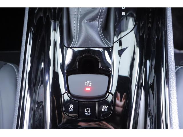 Ｃ－ＨＲ Ｓ　ＧＲスポーツ　衝突被害軽減ブレーキ　レーダークルーズ　８インチＤＡ　地デジＴＶ　全周囲カメラ　ＢＳＭ　オートハイビーム　車線逸脱警報　スマートキー　ＥＴＣ　シートヒーター　ドラレコ　ＬＥＤヘッドライト　Ｂｌｕｅｔｏｏｔｈ接続　横滑り防止装置（27枚目）