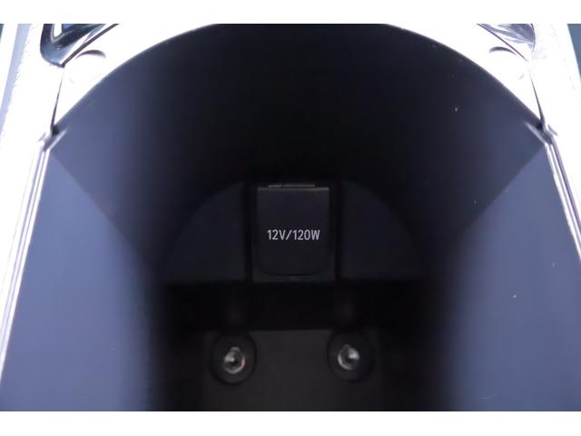 Ｃ－ＨＲ Ｓ　ＧＲスポーツ　衝突被害軽減ブレーキ　レーダークルーズ　８インチＤＡ　地デジＴＶ　全周囲カメラ　ＢＳＭ　オートハイビーム　車線逸脱警報　スマートキー　ＥＴＣ　シートヒーター　ドラレコ　ＬＥＤヘッドライト　Ｂｌｕｅｔｏｏｔｈ接続　横滑り防止装置（35枚目）