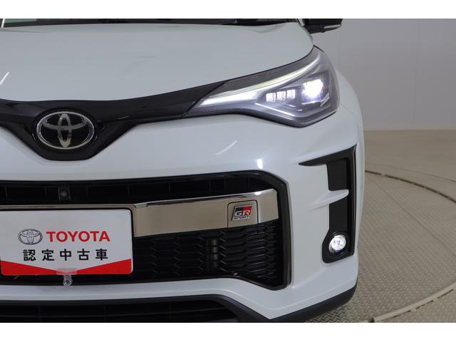 Ｃ－ＨＲ Ｓ　ＧＲスポーツ　衝突被害軽減ブレーキ　レーダークルーズ　８インチＤＡ　地デジＴＶ　全周囲カメラ　ＢＳＭ　オートハイビーム　車線逸脱警報　スマートキー　ＥＴＣ　シートヒーター　ドラレコ　ＬＥＤヘッドライト　Ｂｌｕｅｔｏｏｔｈ接続　横滑り防止装置（47枚目）
