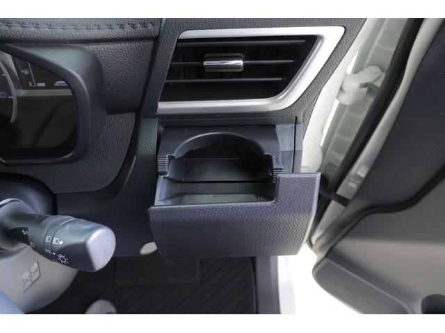 ルーミー カスタムＧ　衝突被害軽減ブレーキ　レーダークルーズ　９インチＤＡ　地デジＴＶ　バックカメラ　スマートキー　ＥＴＣ　オートハイビーム　車線逸脱警報　コーナーセンサー　両側電動ドア　シートヒーター　ＬＥＤヘッドライト　Ｂｌｕｅｔｏｏｔｈ接続　横滑り防止装置（31枚目）