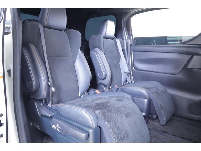 アルファード 2.5S タイプゴールド 4WD モデリスタフルエアロ 衝突被害軽減ブレーキ 純正9インチDA バックカメラ 後席モニター デジタルミラー レーダークルーズ 車線逸脱警報 クリアランスソナー 両側電動ドア パワーバックドア 3眼LEDライト ワンオーナー(39枚目)