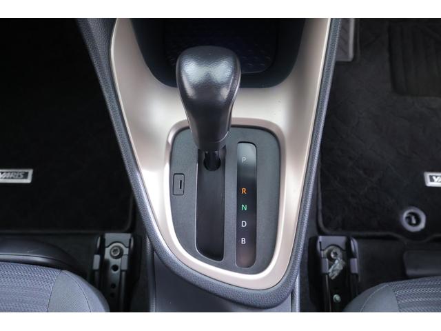 ヤリス ハイブリッドZ 衝突被害軽減ブレーキ 純正8インチDAナビ 全周囲カメラ スマートキー ETC レーダークルーズ オートハイビーム 車線逸脱警報 シートヒーター 先行車発進告知機能 Bluetooth接続 LEDヘッドライト 横滑り防止装置 ワンオーナー(24枚目)