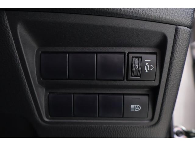 ヤリス ハイブリッドZ 衝突被害軽減ブレーキ 純正8インチDAナビ 全周囲カメラ スマートキー ETC レーダークルーズ オートハイビーム 車線逸脱警報 シートヒーター 先行車発進告知機能 Bluetooth接続 LEDヘッドライト 横滑り防止装置 ワンオーナー(26枚目)