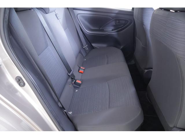 ヤリス ハイブリッドZ 衝突被害軽減ブレーキ 純正8インチDAナビ 全周囲カメラ スマートキー ETC レーダークルーズ オートハイビーム 車線逸脱警報 シートヒーター 先行車発進告知機能 Bluetooth接続 LEDヘッドライト 横滑り防止装置 ワンオーナー(36枚目)