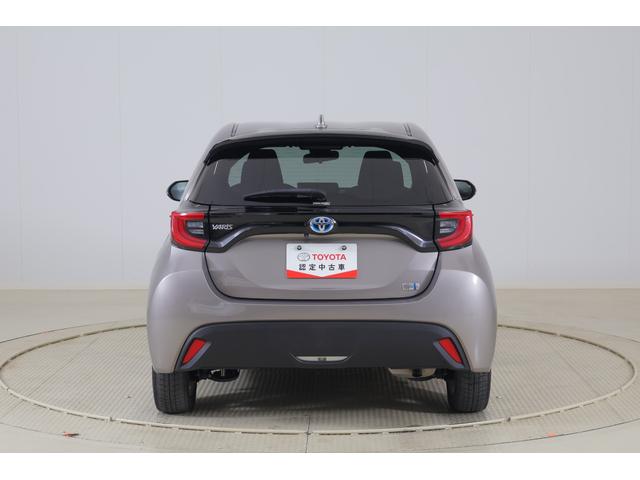 ヤリス ハイブリッドZ 衝突被害軽減ブレーキ 純正8インチDAナビ 全周囲カメラ スマートキー ETC レーダークルーズ オートハイビーム 車線逸脱警報 シートヒーター 先行車発進告知機能 Bluetooth接続 LEDヘッドライト 横滑り防止装置 ワンオーナー(41枚目)