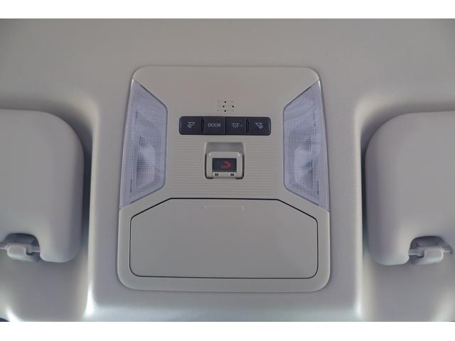 RAV4 ハイブリッドG 4WD 衝突被害軽減ブレーキ 車線逸脱警報 10.5インチDAナビ 地デジTV 全周囲カメラ BSM レーダークルーズ オートハイビーム ETC2.0 シートヒーター&クール ステアリングヒーター 前後ドラレコ パワーバックドア ワンオーナー(32枚目)