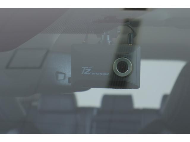 RAV4 ハイブリッドG 4WD 衝突被害軽減ブレーキ 車線逸脱警報 10.5インチDAナビ 地デジTV 全周囲カメラ BSM レーダークルーズ オートハイビーム ETC2.0 シートヒーター&クール ステアリングヒーター 前後ドラレコ パワーバックドア ワンオーナー(33枚目)