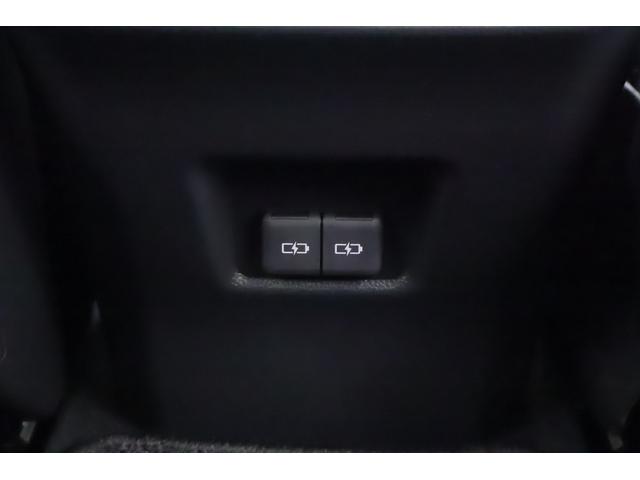 RAV4 ハイブリッドG 4WD 衝突被害軽減ブレーキ 車線逸脱警報 10.5インチDAナビ 地デジTV 全周囲カメラ BSM レーダークルーズ オートハイビーム ETC2.0 シートヒーター&クール ステアリングヒーター 前後ドラレコ パワーバックドア ワンオーナー(44枚目)