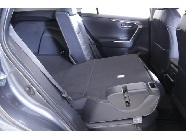 RAV4 ハイブリッドG 4WD 衝突被害軽減ブレーキ 車線逸脱警報 10.5インチDAナビ 地デジTV 全周囲カメラ BSM レーダークルーズ オートハイビーム ETC2.0 シートヒーター&クール ステアリングヒーター 前後ドラレコ パワーバックドア ワンオーナー(45枚目)