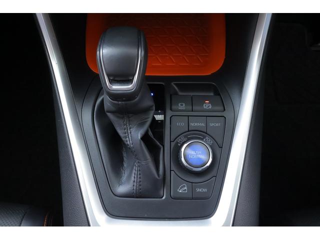 ＲＡＶ４ アドベンチャー　４ＷＤ　衝突被害軽減ブレーキ　デジタルミラー　１０．５インチＤＡナビ　地デジＴＶ　バックカメラ　ＢＳＭ　レーダークルーズ　車線逸脱警報　クリアランスソナー　ドラレコ　ＥＴＣ　シートヒーター＆クール　パワーシート　ステアリングヒーター　ワンオーナー（27枚目）