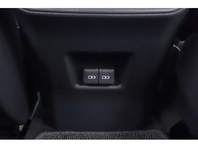 ＲＡＶ４ アドベンチャー　４ＷＤ　衝突被害軽減ブレーキ　デジタルミラー　１０．５インチＤＡナビ　地デジＴＶ　バックカメラ　ＢＳＭ　レーダークルーズ　車線逸脱警報　クリアランスソナー　ドラレコ　ＥＴＣ　シートヒーター＆クール　パワーシート　ステアリングヒーター　ワンオーナー（42枚目）