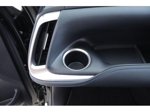 ヴォクシー ハイブリッドS-Z 衝突被害軽減ブレーキ 10.5型DAナビ 地デジTV 全周囲カメラ ETC2.0 オートハイビーム BSM レーダークルーズ 車線逸脱警報 クリアランスソナー 両側電動ドア シートヒーター ドラレコ AC100V-1500W ワンオーナー(36枚目)