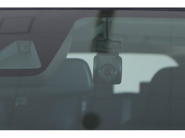 ライズ Ｚ　衝突被害軽減ブレーキ　レーダークルーズ　純正ＳＤナビ　地デジＴＶ　全周囲カメラ　ＢＳＭ　スマートキー　ＥＴＣ２．０　オートハイビーム　車線逸脱警報　クリアランスソナー　ドラレコ　シートヒーター　ＬＥＤヘッドライト　純正アルミ　横滑り防止装置　ワンオーナー（37枚目）