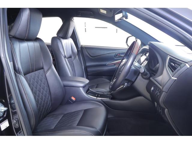 ハリアー プレミアム　プリクラッシュセーフティー　レーダークルーズ　純正ＪＢＬプレミアムナビ　地デジＴＶ　バックカメラ　スマートキー　ＥＴＣ　オートハイビーム　車線逸脱警報　クリアランスソナー　ドラレコ　パワーバックドア　横滑り防止装置　ワンオーナー　ひょう害車（33枚目）