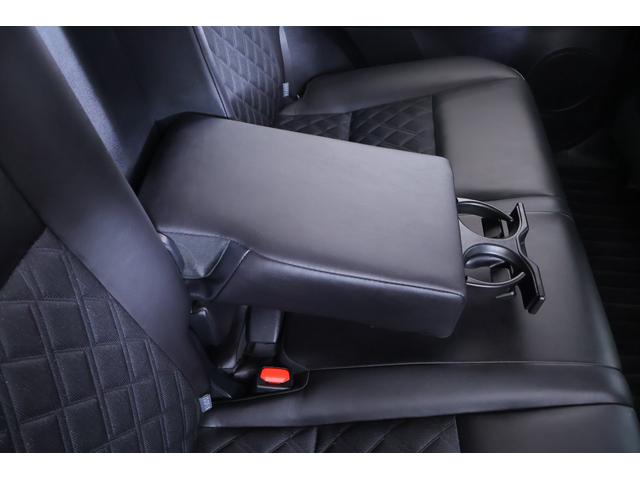 ハリアー プレミアム　プリクラッシュセーフティー　レーダークルーズ　純正ＪＢＬプレミアムナビ　地デジＴＶ　バックカメラ　スマートキー　ＥＴＣ　オートハイビーム　車線逸脱警報　クリアランスソナー　ドラレコ　パワーバックドア　横滑り防止装置　ワンオーナー　ひょう害車（37枚目）