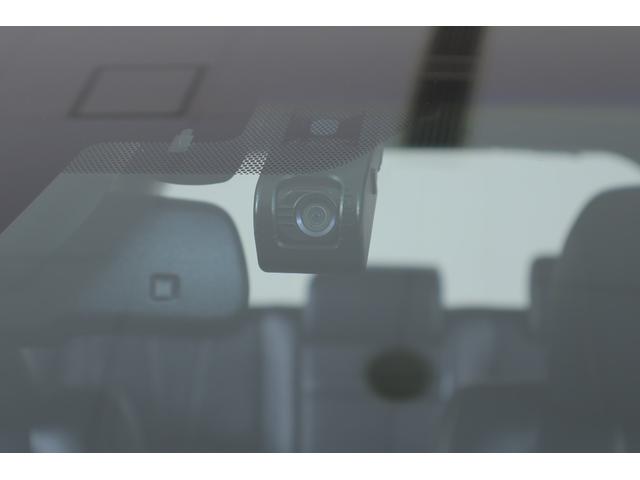 ハリアー プレミアム 衝突被害軽減ブレーキ 純正9型ナビ 地デジTV バックカメラ スマートキー ETC レーダークルーズ 車線逸脱警報 オートハイビーム クリアランスソナー ドラレコ パワーシート パワーバックドア Bluetooth接続 LEDライト 横滑り防止装置(31枚目)