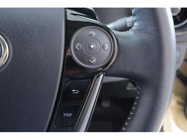 アクア クロスオーバー　衝突被害軽減ブレーキ　純正ＳＤナビ　地デジＴＶ　バックカメラ　スマートキー　ＥＴＣ　オートハイビーム　車線逸脱警報　シートヒーター　先行車発進告知機能　Ｂｌｕｅｔｏｏｔｈ接続　ＬＥＤヘッドライト　純正アルミ　横滑り防止装置（20枚目）