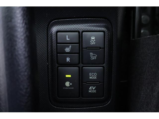 アクア クロスオーバー　衝突被害軽減ブレーキ　純正ＳＤナビ　地デジＴＶ　バックカメラ　スマートキー　ＥＴＣ　オートハイビーム　車線逸脱警報　シートヒーター　先行車発進告知機能　Ｂｌｕｅｔｏｏｔｈ接続　ＬＥＤヘッドライト　純正アルミ　横滑り防止装置（24枚目）