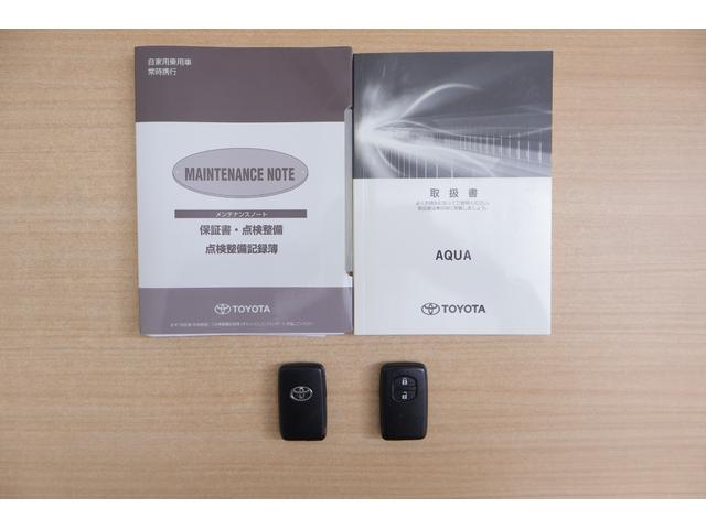 アクア クロスオーバー　衝突被害軽減ブレーキ　純正ＳＤナビ　地デジＴＶ　バックカメラ　スマートキー　ＥＴＣ　オートハイビーム　車線逸脱警報　シートヒーター　先行車発進告知機能　Ｂｌｕｅｔｏｏｔｈ接続　ＬＥＤヘッドライト　純正アルミ　横滑り防止装置（42枚目）