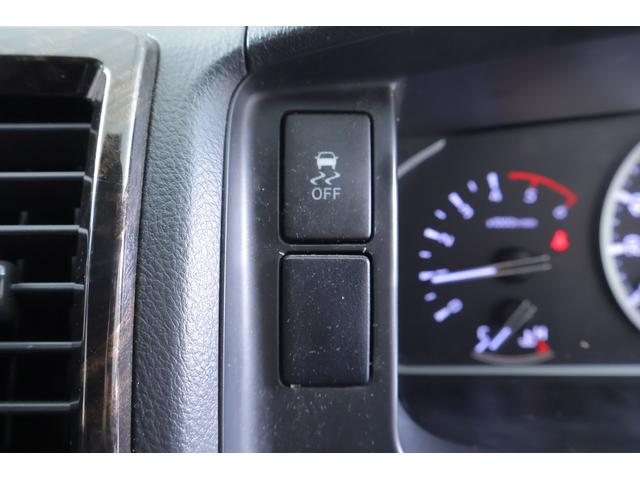 ハイエースバン スーパーＧＬ　ダークプライムＩＩ　衝突被害軽減ブレーキ　９インチナビ　地デジＴＶ　全周囲カメラ　スマートキー　ＥＴＣ　車線逸脱警報　オートハイビーム　電動格納ミラー　ＬＥＤヘッドライト　ＡＣ１００Ｖ電源　Ｂｌｕｅｔｏｏｔｈ接続　ドラレコ　横滑り防止装置（20枚目）