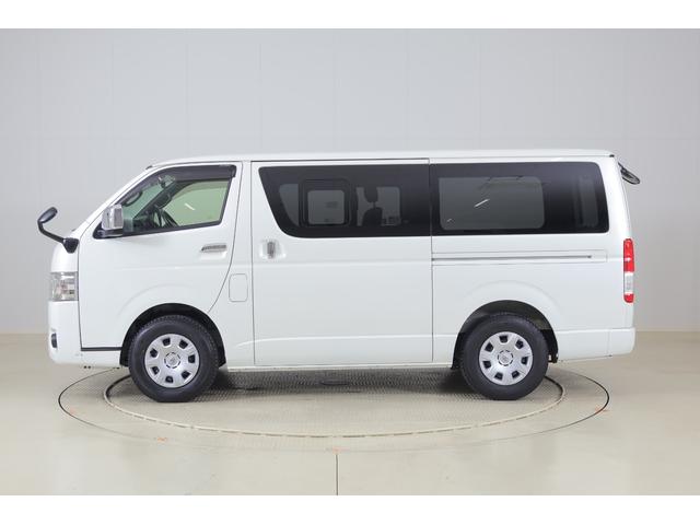 ハイエースバン スーパーＧＬ　ダークプライムＩＩ　衝突被害軽減ブレーキ　９インチナビ　地デジＴＶ　全周囲カメラ　スマートキー　ＥＴＣ　車線逸脱警報　オートハイビーム　電動格納ミラー　ＬＥＤヘッドライト　ＡＣ１００Ｖ電源　Ｂｌｕｅｔｏｏｔｈ接続　ドラレコ　横滑り防止装置（42枚目）
