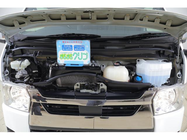 ハイエースバン スーパーＧＬ　ダークプライムＩＩ　衝突被害軽減ブレーキ　９インチナビ　地デジＴＶ　全周囲カメラ　スマートキー　ＥＴＣ　車線逸脱警報　オートハイビーム　電動格納ミラー　ＬＥＤヘッドライト　ＡＣ１００Ｖ電源　Ｂｌｕｅｔｏｏｔｈ接続　ドラレコ　横滑り防止装置（46枚目）