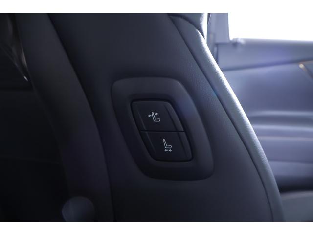 アルファード Ｚ　ムーンルーフ　衝突被害軽減ブレーキ　１４インチＤＡナビ　地デジＴＶ　全周囲カメラ　後席モニター　レーダークルーズ　車線逸脱警報　クリアランスソナー　ＥＴＣ２．０　シートヒーター＆クール　ＡＣ１００Ｖ電源　パワーバックドア　３眼ＬＥＤライト　ワンオーナー（43枚目）