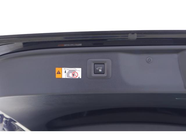 アルファード Ｚ　ムーンルーフ　衝突被害軽減ブレーキ　１４インチＤＡナビ　地デジＴＶ　全周囲カメラ　後席モニター　レーダークルーズ　車線逸脱警報　クリアランスソナー　ＥＴＣ２．０　シートヒーター＆クール　ＡＣ１００Ｖ電源　パワーバックドア　３眼ＬＥＤライト　ワンオーナー（53枚目）