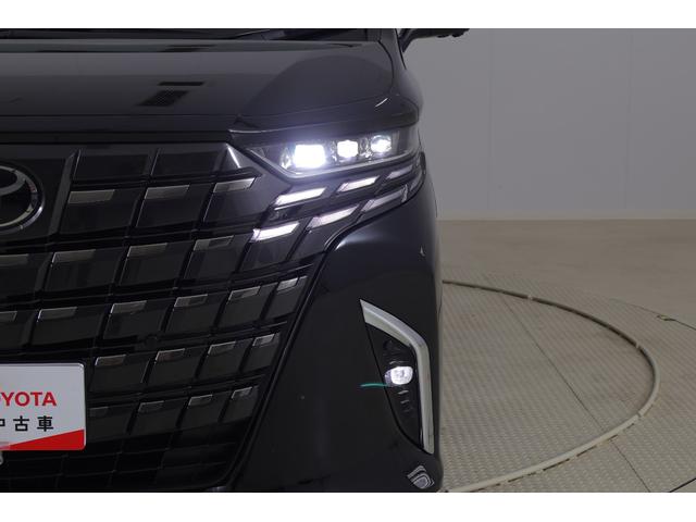 アルファード Ｚ　ムーンルーフ　衝突被害軽減ブレーキ　１４インチＤＡナビ　地デジＴＶ　全周囲カメラ　後席モニター　レーダークルーズ　車線逸脱警報　クリアランスソナー　ＥＴＣ２．０　シートヒーター＆クール　ＡＣ１００Ｖ電源　パワーバックドア　３眼ＬＥＤライト　ワンオーナー（60枚目）