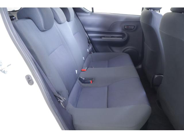 アクア Ｓ　純正ＳＤナビ　地デジＴＶ　バックカメラ　シートヒーター　スマートキー　ＥＴＣ　電動格納ミラー　Ｂｌｕｅｔｏｏｔｈ接続　横滑り防止装置　ワンオーナー　ＴＯＹＯＴＡ認定中古車（30枚目）