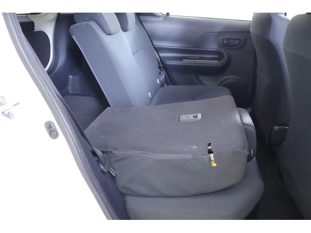 アクア Ｓ　純正ＳＤナビ　地デジＴＶ　バックカメラ　シートヒーター　スマートキー　ＥＴＣ　電動格納ミラー　Ｂｌｕｅｔｏｏｔｈ接続　横滑り防止装置　ワンオーナー　ＴＯＹＯＴＡ認定中古車（31枚目）