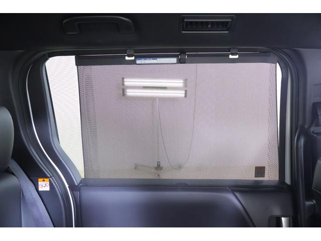 ノア ハイブリッドＳ－Ｚ　衝突被害軽減ブレーキ　１０．５型ＤＡナビ　地デジＴＶ　バックカメラ　後席モニター　ＥＴＣ２．０　レーダークルーズ　車線逸脱警報　クリアランスソナー　オートハイビーム　両側電動ドア　シートヒーター　ＡＣ１００Ｖ－１５００Ｗ　ワンオーナー（41枚目）