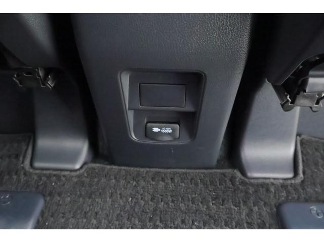 ノア ハイブリッドＳ－Ｚ　衝突被害軽減ブレーキ　１０．５型ＤＡナビ　地デジＴＶ　バックカメラ　後席モニター　ＥＴＣ２．０　レーダークルーズ　車線逸脱警報　クリアランスソナー　オートハイビーム　両側電動ドア　シートヒーター　ＡＣ１００Ｖ－１５００Ｗ　ワンオーナー（43枚目）