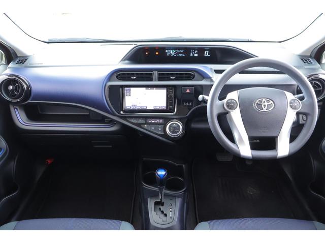 アクア Ｓ　純正ＳＤナビ　地デジＴＶ　バックカメラ　スマートキー　ＥＴＣ　電動格納ミラー　Ｂｌｕｅｔｏｏｔｈ接続　横滑り防止装置　ＴＯＹＯＴＡ認定中古車（12枚目）