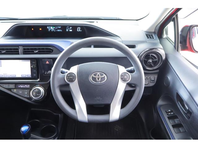 アクア Ｓ　純正ＳＤナビ　地デジＴＶ　バックカメラ　スマートキー　ＥＴＣ　電動格納ミラー　Ｂｌｕｅｔｏｏｔｈ接続　横滑り防止装置　ＴＯＹＯＴＡ認定中古車（13枚目）