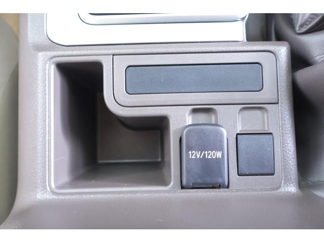 ランドクルーザープラド ＴＸ　４ＷＤ　衝突被害軽減ブレーキ　純正９型ナビ　地デジＴＶ　バックカメラ　スマートキー　ＥＴＣ　レーダークルーズ　車線逸脱警報　オートハイビーム　先行車発進告知機能　クリアランスソナー　ドライブレコーダー　ＬＥＤヘッドライト　横滑り防止装置　ワンオーナー（26枚目）