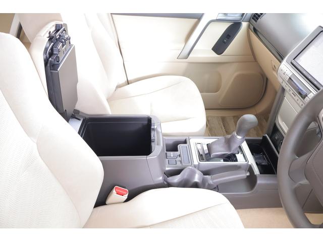 ランドクルーザープラド ＴＸ　４ＷＤ　衝突被害軽減ブレーキ　純正９型ナビ　地デジＴＶ　バックカメラ　スマートキー　ＥＴＣ　レーダークルーズ　車線逸脱警報　オートハイビーム　先行車発進告知機能　クリアランスソナー　ドライブレコーダー　ＬＥＤヘッドライト　横滑り防止装置　ワンオーナー（33枚目）