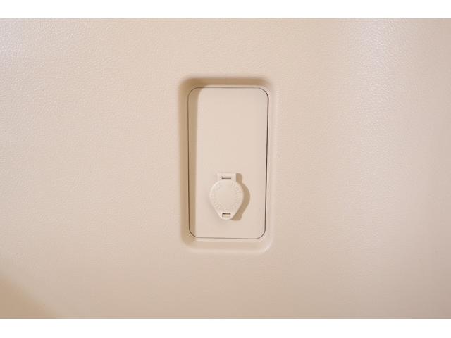 ランドクルーザープラド ＴＸ　４ＷＤ　衝突被害軽減ブレーキ　純正９型ナビ　地デジＴＶ　バックカメラ　スマートキー　ＥＴＣ　レーダークルーズ　車線逸脱警報　オートハイビーム　先行車発進告知機能　クリアランスソナー　ドライブレコーダー　ＬＥＤヘッドライト　横滑り防止装置　ワンオーナー（40枚目）