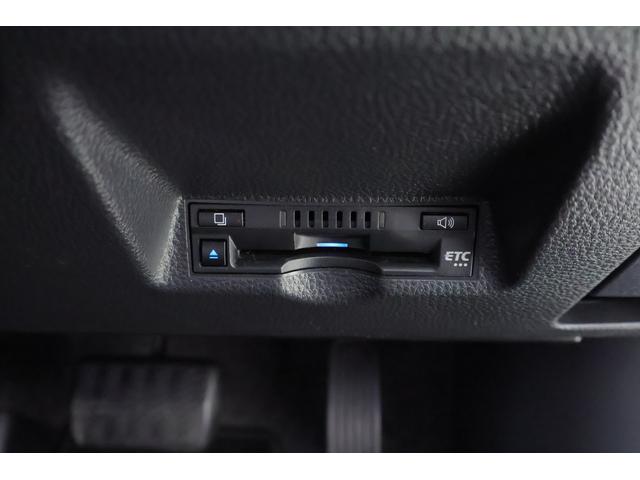 ヤリスクロス Ｚ　衝突被害軽減ブレーキ　レーダークルーズ　純正８インチＤＡ　地デジＴＶ　全周囲カメラ　オートハイビーム　車線逸脱警報　クリアランスソナー　スマートキー　ＥＴＣ　シートヒーター　ドラレコ　Ｂｌｕｅｔｏｏｔｈ接続　ＬＥＤヘッドライト　横滑り防止装置　ワンオーナー（31枚目）