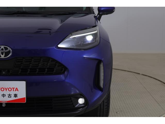 ヤリスクロス Ｚ　衝突被害軽減ブレーキ　レーダークルーズ　純正８インチＤＡ　地デジＴＶ　全周囲カメラ　オートハイビーム　車線逸脱警報　クリアランスソナー　スマートキー　ＥＴＣ　シートヒーター　ドラレコ　Ｂｌｕｅｔｏｏｔｈ接続　ＬＥＤヘッドライト　横滑り防止装置　ワンオーナー（48枚目）