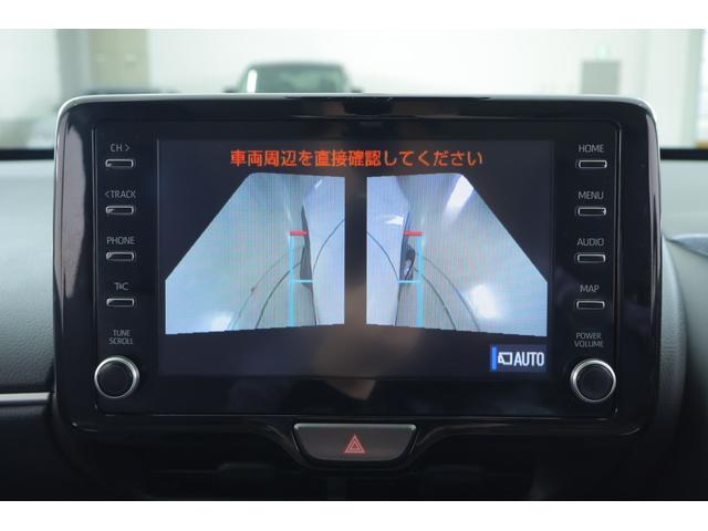 ヤリスクロス ハイブリッドＧ　衝突被害軽減ブレーキ　純正８インチＤＡナビ　全周囲カメラ　ＢＳＭ　スマートキー　ＥＴＣ２．０　レーダークルーズ　車線逸脱警報　オートハイビーム　クリアランスソナー　シートヒーター　ステアリングヒーター　ＬＥＤライト　横滑り防止装置　ワンオーナー（17枚目）