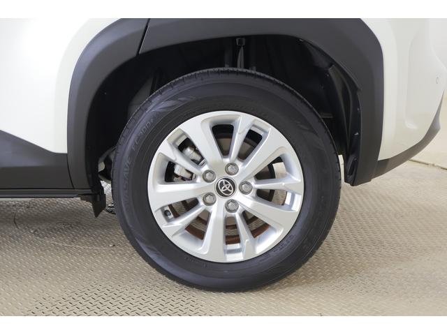 ヤリスクロス ハイブリッドＧ　衝突被害軽減ブレーキ　純正８インチＤＡナビ　全周囲カメラ　ＢＳＭ　スマートキー　ＥＴＣ２．０　レーダークルーズ　車線逸脱警報　オートハイビーム　クリアランスソナー　シートヒーター　ステアリングヒーター　ＬＥＤライト　横滑り防止装置　ワンオーナー（49枚目）