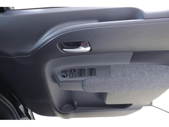 シエンタ ハイブリッドZ 衝突被害軽減ブレーキ レーダークルーズ 純正8インチDA 地デジTV バックカメラ BSM ドラレコ ETC オートハイビーム 車線逸脱警報 クリアランスソナー 両側電動ドア シートヒーター ステアリングヒーター LEDライト ワンオーナー(38枚目)