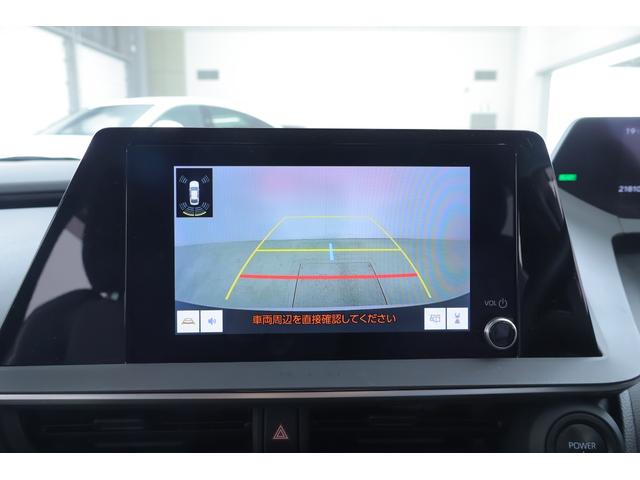 プリウス Ｇ　衝突被害軽減ブレーキ　レーダークルーズ　純正８インチＤＡ　地デジＴＶ　バックカメラ　ＥＴＣ２．０　オートハイビーム　車線逸脱警報　ＢＳＭ　クリアランスソナー　ＡＣ１００Ｖー１５００Ｗ　シートヒーター　ＬＥＤヘッドライト　ドラレコ　横滑り防止装置　ワンオーナー（14枚目）