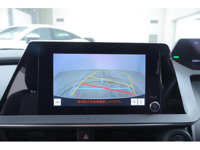 プリウス Ｇ　衝突被害軽減ブレーキ　レーダークルーズ　純正８インチＤＡ　地デジＴＶ　バックカメラ　ＥＴＣ２．０　オートハイビーム　車線逸脱警報　ＢＳＭ　クリアランスソナー　ＡＣ１００Ｖー１５００Ｗ　シートヒーター　ＬＥＤヘッドライト　ドラレコ　横滑り防止装置　ワンオーナー（15枚目）