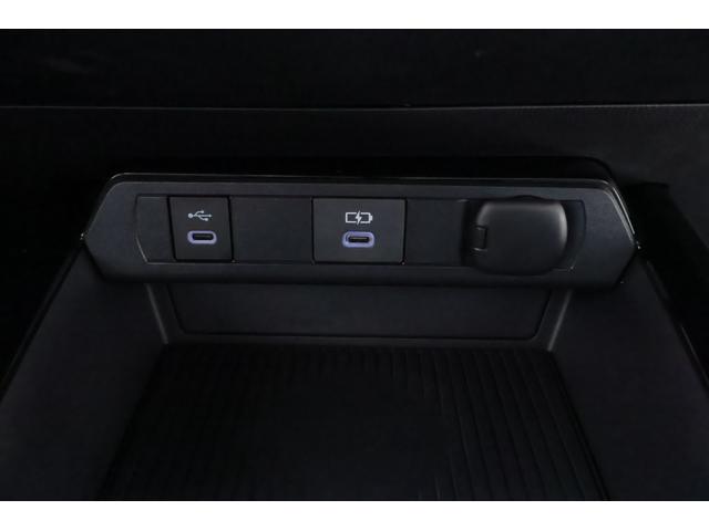 プリウス Ｇ　衝突被害軽減ブレーキ　レーダークルーズ　純正８インチＤＡ　地デジＴＶ　バックカメラ　ＥＴＣ２．０　オートハイビーム　車線逸脱警報　ＢＳＭ　クリアランスソナー　ＡＣ１００Ｖー１５００Ｗ　シートヒーター　ＬＥＤヘッドライト　ドラレコ　横滑り防止装置　ワンオーナー（26枚目）