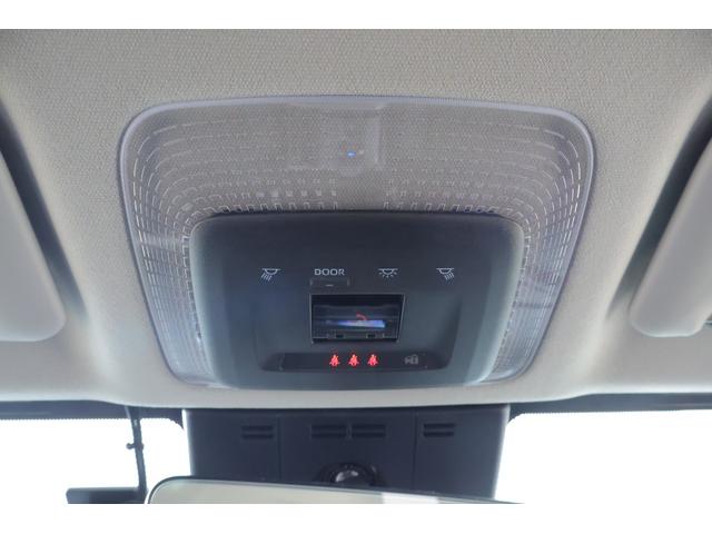 プリウス Ｇ　衝突被害軽減ブレーキ　レーダークルーズ　純正８インチＤＡ　地デジＴＶ　バックカメラ　ＥＴＣ２．０　オートハイビーム　車線逸脱警報　ＢＳＭ　クリアランスソナー　ＡＣ１００Ｖー１５００Ｗ　シートヒーター　ＬＥＤヘッドライト　ドラレコ　横滑り防止装置　ワンオーナー（32枚目）